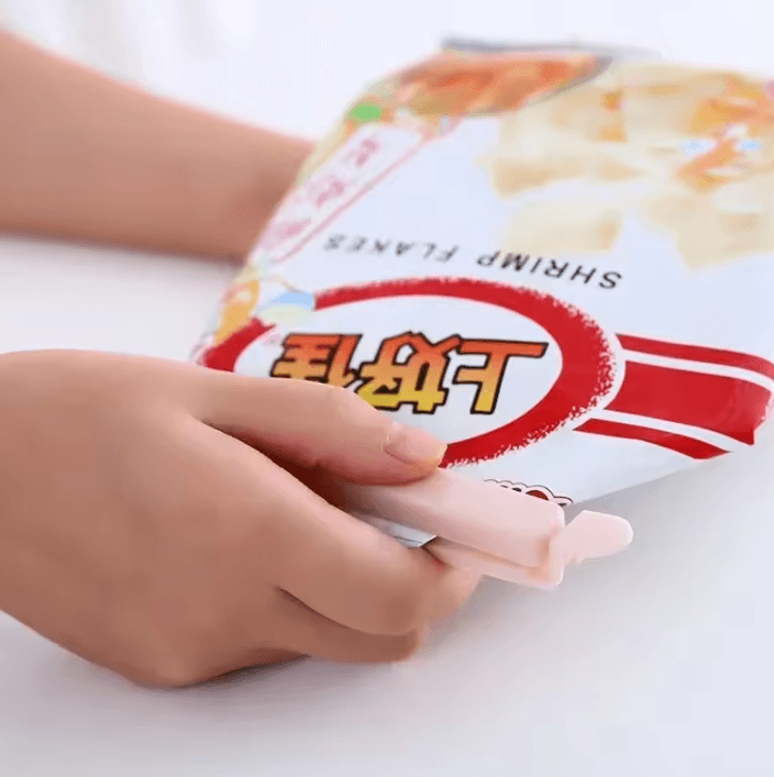 10-Piece Reusable Food Bag Sealing Clips for Kitchen Storage